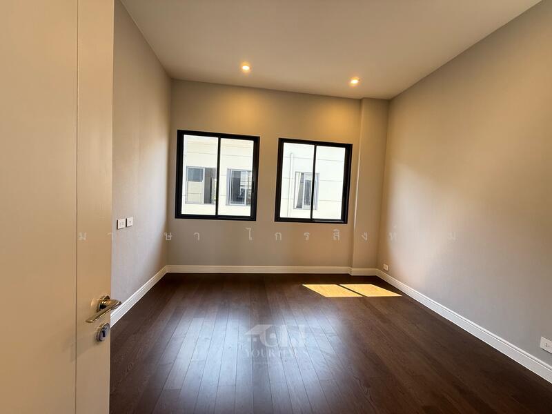 Narasiri Krungthep Kreetha, Bangkok, 69 Soi Pracha Ruamjai, Hua Mak, Bang Kapi, Bangkok, 5 Bedrooms, 687 sqm, Single Detached House For Sale, by มาริษา ไกรสิงห์สม, 500119066 - DDproperty.com