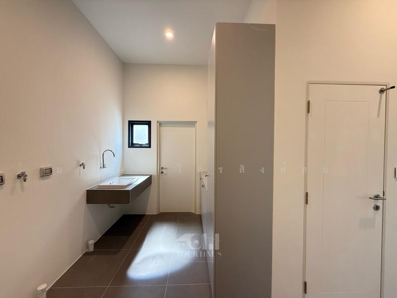 Narasiri Krungthep Kreetha, Bangkok, 69 Soi Pracha Ruamjai, Hua Mak, Bang Kapi, Bangkok, 5 Bedrooms, 687 sqm, Single Detached House For Sale, by มาริษา ไกรสิงห์สม, 500119066 - DDproperty.com