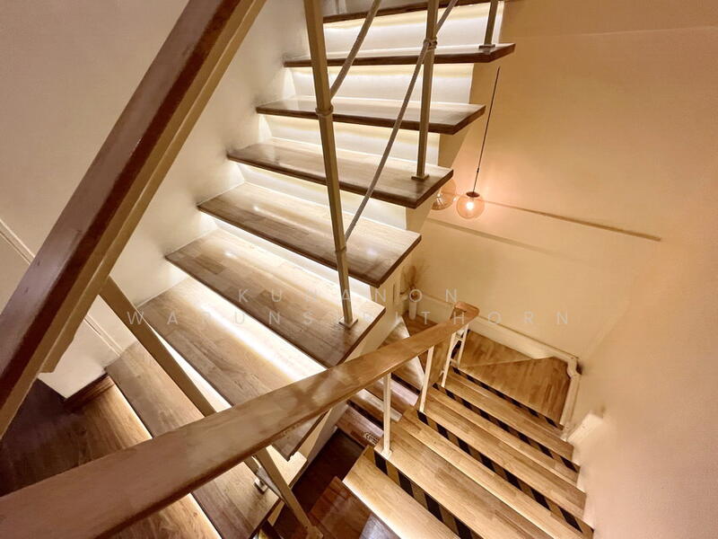 ให้เช่า - ให้เช่าบ้าน 3ชั้น 40ตรว. ซอยทองหล่อ, เหมาะทำ สปา, บ้านพัก Airbnb (081-434-9959), กรุงเทพ