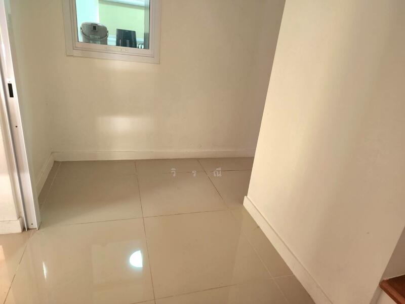 ขาย - ขายบ้านเดี่ยว 2 ชั้น โครงการสีวลี หลังมุม, นครราชสีมา