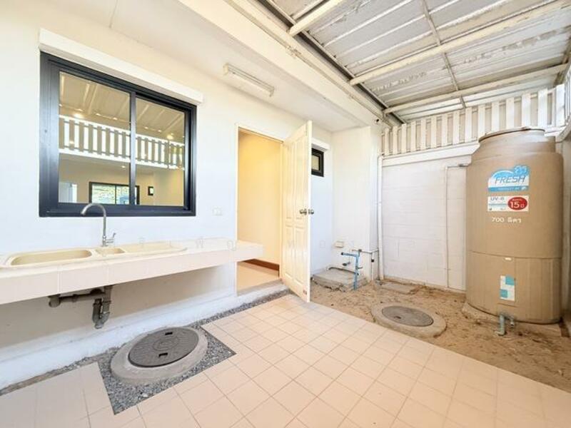 ขาย - ทาวน์โฮม เดอะ ไพรเว่ ฮาวส์ กระทุ่มแบน, สมุทรสาคร