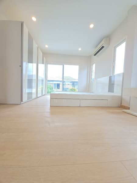 For Sale - Centro Srinakarin-Bangna, Bangkok