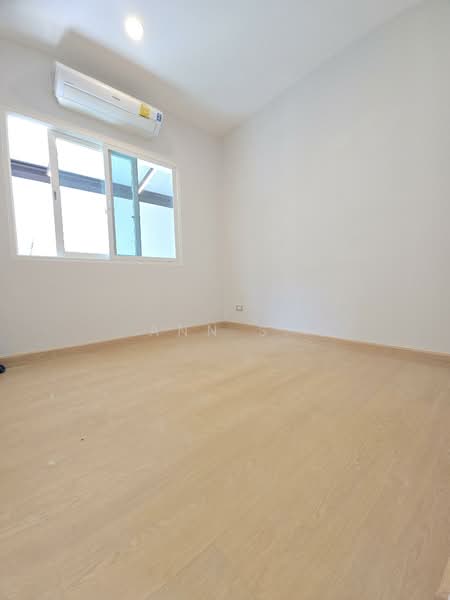 Centro Srinakarin-Bangna : บ้านเดี่ยว เซนโทร ศรีนครินทร์-บางนา, กรุงเทพ, ถนนเฉลิมพระเกียรติ ร.9, หนองบอน, ประเวศ, กรุงเทพ, 200 ตร.ม., บ้านเดี่ยว ขาย, โดย Ann S., 500119159 - DDproperty.com