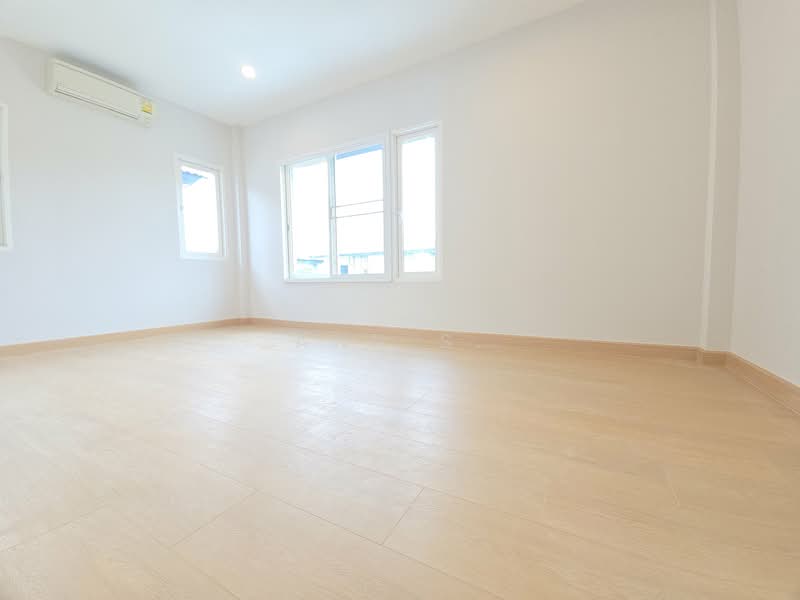 For Sale - Centro Srinakarin-Bangna, Bangkok