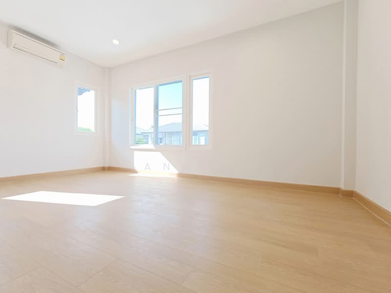 For Sale - Centro Srinakarin-Bangna, Bangkok