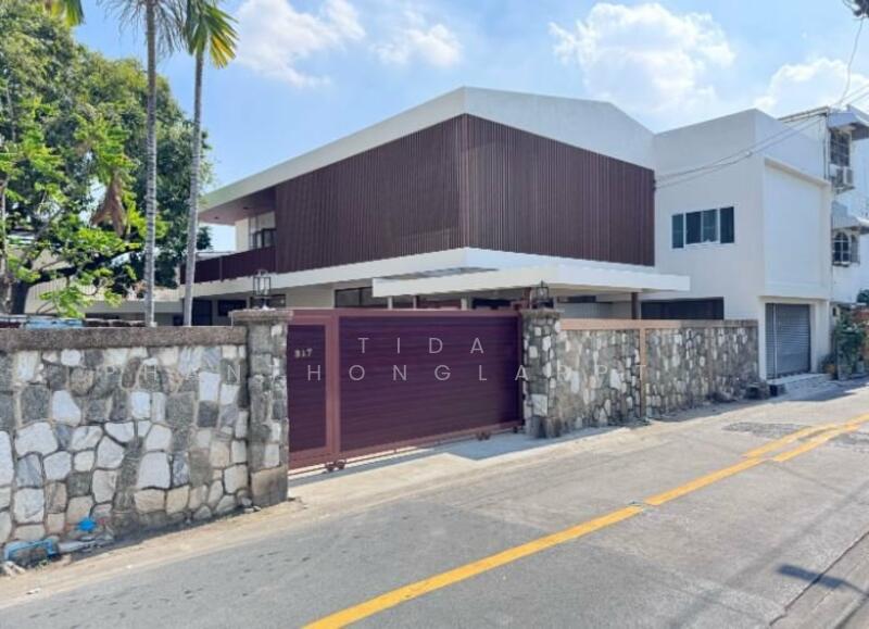 ให้เช่า - ให้เช่าบ้านเดี่ยว จรัญสนิทวงศ์ 44 (Charansanitwong 44), กรุงเทพ