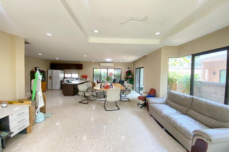 หมู่บ้านเศรษฐสิริ วัชรพล, Bangkok, ถนนสุขาภิบาล 5, O-Ngoen, Sai Mai, Bangkok, 3 Bedrooms, 200 sqm, Single Detached House For Sale, by คุณเมย์, 500119228 - DDproperty.com