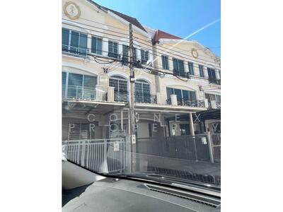 ขาย - Baan Klang Muang The Royal Monaco Srinakarin-Pattanakarn : บ้านกลางเมือง เดอะรอยัล โมนาโค ศรีนครินทร์-พัฒนาการ, กรุงเทพ