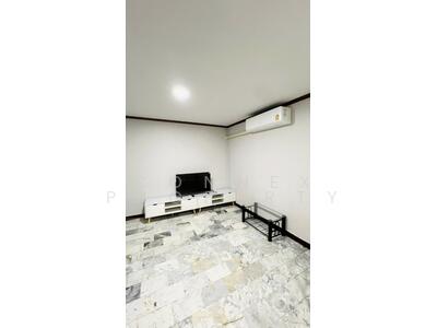 ขาย - เดอะ ทรีโอ การ์เด้นท์ คอนโดมิเนียม, กรุงเทพ