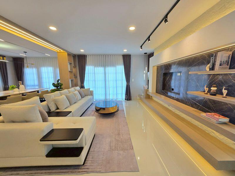 Centro Bangna, Samut Prakan, 111 Soi 3, Bang Kaeo, Bang Plee, Samut Prakan, 4 Bedrooms, 303 sqm, Single Detached House For Rent, by สรภพ ยอดไชย (สีฝุ่น), 500119366 - DDproperty.com