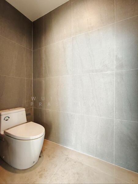 Authen Ladprao-Nakniwat, Bangkok, Soi Nak Niwat 48 Yaek 14, Pradit Manudharm Road, Lat Phrao, Lat Phrao, Bangkok, 3 Bedrooms, 276 sqm, Townhouse For Rent, by Wuthikorn Prasomsan, 500119535 - DDproperty.com