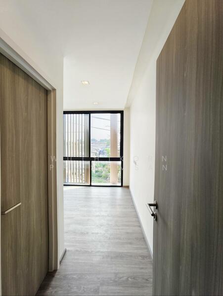 Authen Ladprao-Nakniwat, Bangkok, Soi Nak Niwat 48 Yaek 14, Pradit Manudharm Road, Lat Phrao, Lat Phrao, Bangkok, 3 Bedrooms, 276 sqm, Townhouse For Rent, by Wuthikorn Prasomsan, 500119535 - DDproperty.com