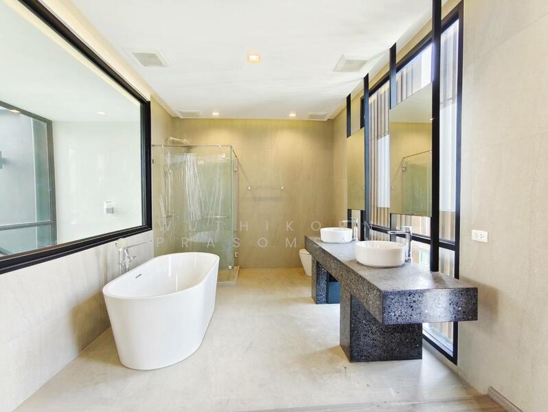 Authen Ladprao-Nakniwat : ออเธน ลาดพร้าว-นาคนิวาส, กรุงเทพ, ซอยนาคนิวาส 48 แยก 14 ถนนประดิษฐ์มนูธรรม, ลาดพร้าว, ลาดพร้าว, กรุงเทพ, 276 ตร.ม., ทาวน์เฮ้าส์ ให้เช่า, โดย Wuthikorn Prasomsan, 500119535 - DDproperty.com