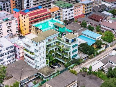 ขาย - บ้าน 5 ชั้น พร้อมที่ดิน พื้นที่ใช้สอย 2,300 ตารางเมตร หัวหมาก บางกะปิ กรุงเทพ, กรุงเทพ