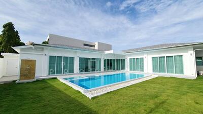 ขาย - 7S0184 Pool villa for sale 24,500,000 baht 3 bedroom 3 bathroom at rawai have fully furnished, ภูเก็ต