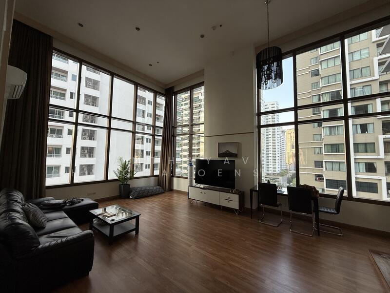 The Emporio Place, Bangkok, 93 Soi Sukhumvit 24, Sukhumvit Road, Khong Tan, Khlong Toei, Bangkok, 2 Bedrooms, 145 sqm, Condo For Sale, by Kanthayavee Chaicharoenseree, 500120197 - DDproperty.com