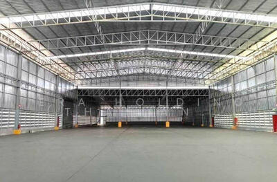 ขาย - สร้างใหม่, ชลบุรี