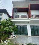 โมเดิร์นแกรนด์ 9, กระบี่