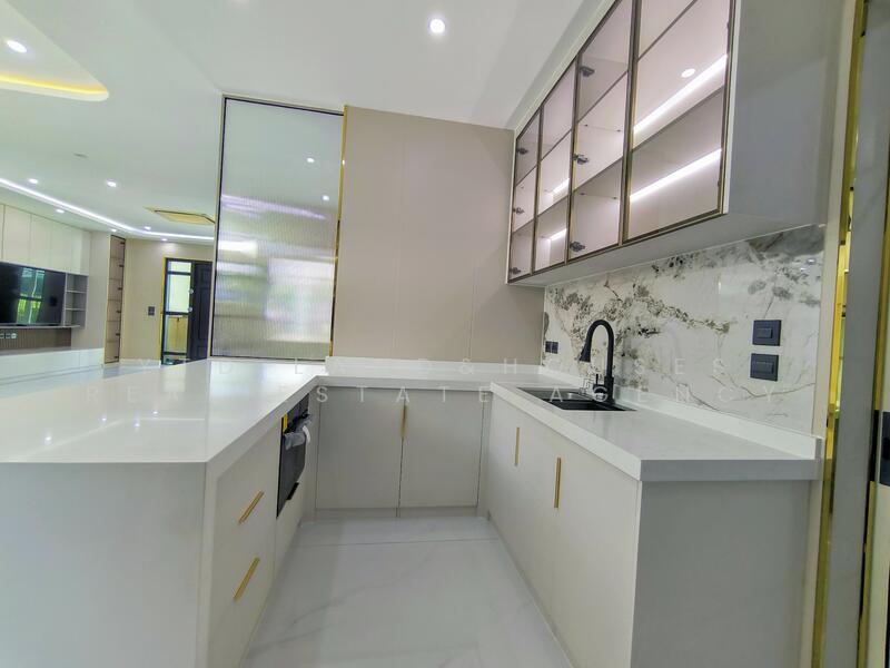 Nantawan Bangna Km.7, Samut Prakan, 98 Bangna-Trad Road, Bang Kaeo, Bang Plee, Samut Prakan, 4 Bedrooms, 400 sqm, Single Detached House For Sale, by YTD Land&houses Real Estate Agency, 500120319 - DDproperty.com