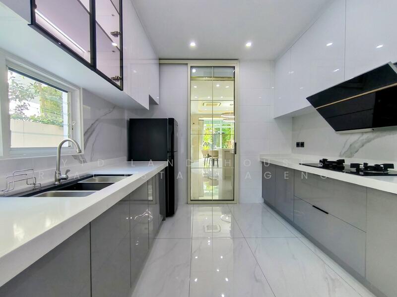 Nantawan Bangna Km.7, Samut Prakan, 98 Bangna-Trad Road, Bang Kaeo, Bang Plee, Samut Prakan, 4 Bedrooms, 400 sqm, Single Detached House For Sale, by YTD Land&houses Real Estate Agency, 500120319 - DDproperty.com