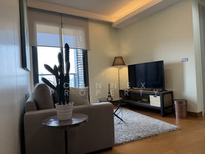 For Rent - The Lumpini 24, Bangkok