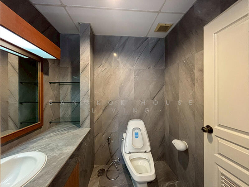 ให้เช่า - Krungthep Thani Tower : กรุงเทพธานี ทาวเวอร์, กรุงเทพ