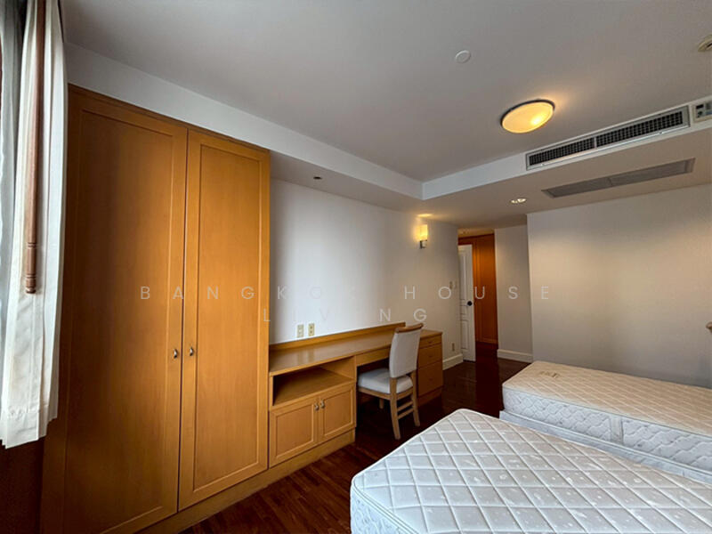For Rent - Krungthep Thani Tower, Bangkok