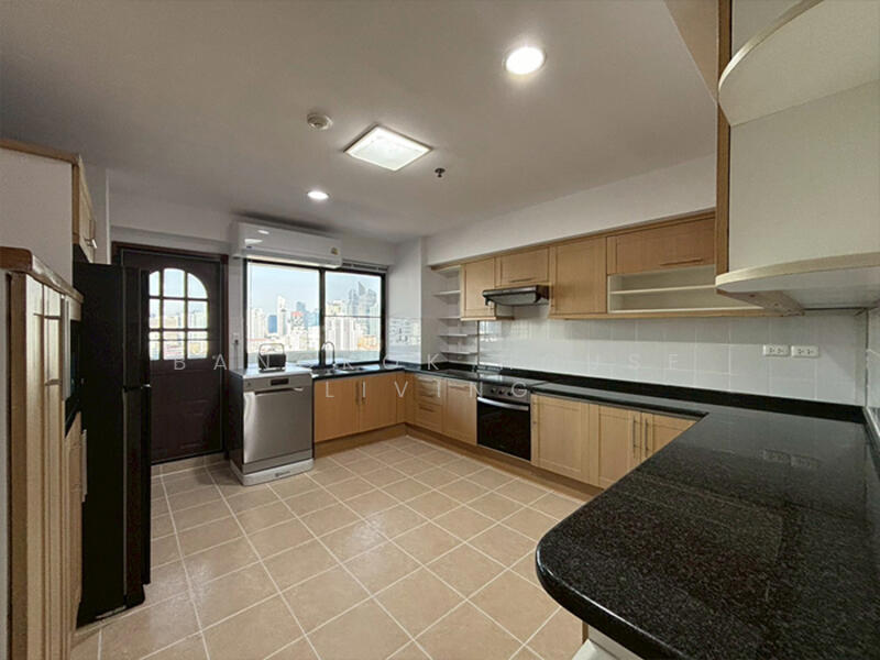 Centre Point Residence Phromphong : เซ็นเตอร์พ้อยท์ เรสซิเด้นซ์ พร้อมพงษ์, กรุงเทพ, ซ.สุขุมวิท39, คลองตันเหนือ, วัฒนา, กรุงเทพ, 265 ตร.ม., คอนโด ให้เช่า, โดย Bangkok House Living, 500120401 - DDproperty.com