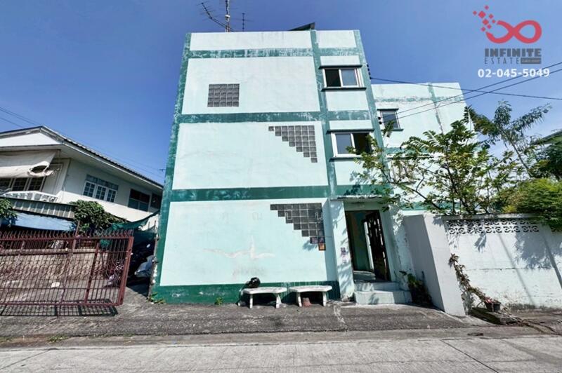 ขาย - ขายอพาร์ทเม้นท์ 3 ชั้น 94 ตรว. ลาดพร้าว 110 ใกล้รถไฟฟฟ้า เหมาะสำหรับลงทุน, กรุงเทพ