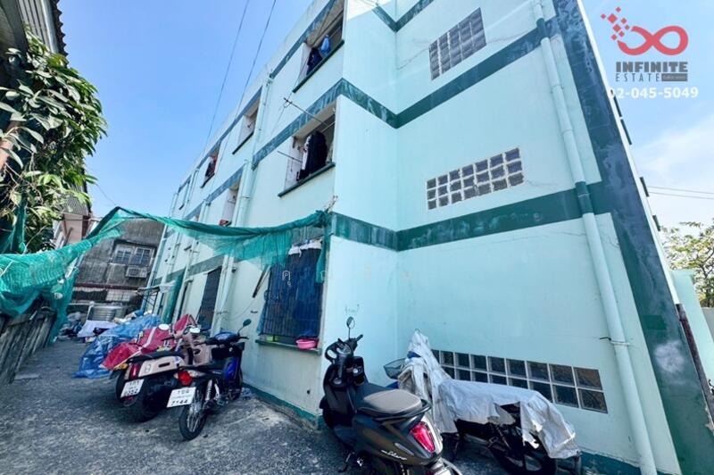 ขาย - ขายอพาร์ทเม้นท์ 3 ชั้น 94 ตรว. ลาดพร้าว 110 ใกล้รถไฟฟฟ้า เหมาะสำหรับลงทุน, กรุงเทพ