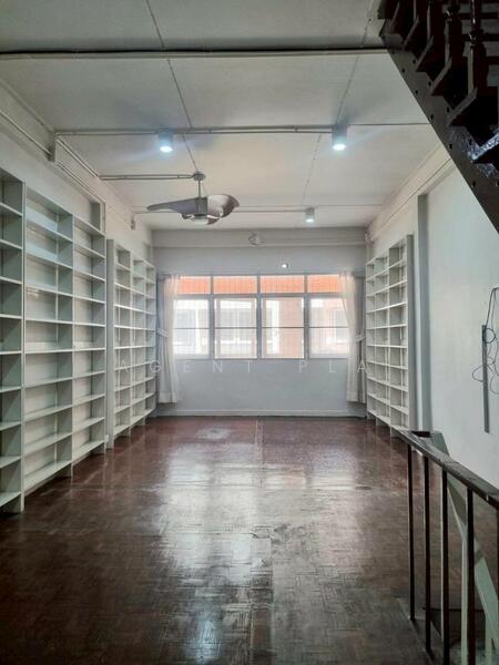 For Rent - 4-Story Commercial Building for Rent near Bang Chak BTS Station (SPSAD3772), Bangkok