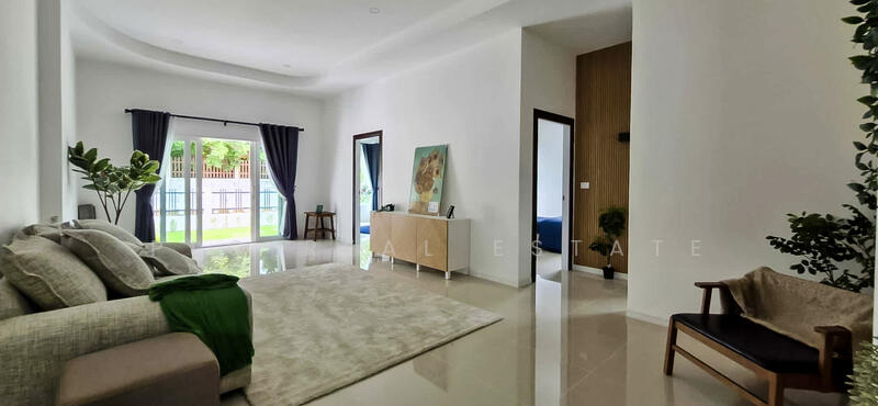 ขายบ้านสไตล์โมเดิร์นคลาสสิก 3 ห้องนอน ในมาบประชัน, ชลบุรี, บางละมุง, บางละมุง, ชลบุรี, 171 ตร.ม., บ้านเดี่ยว ขาย, โดย PLC Real Estate, 500120827 - DDproperty.com
