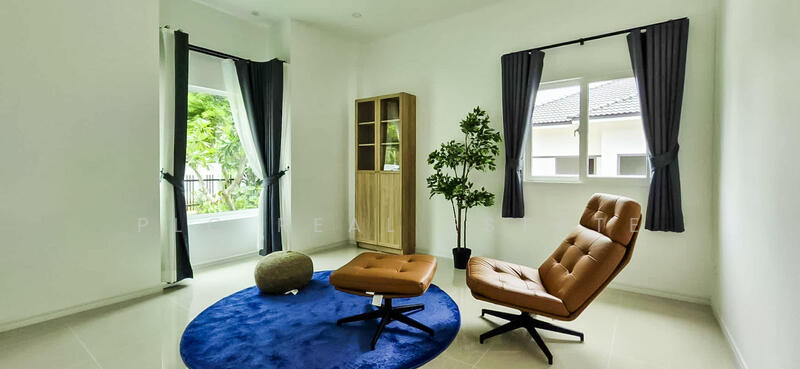 Modern Classic House for Sale 3 Bedrooms in Mabprachan, Chon Buri (Pattaya), Bang Lamung, Bang Lamung (Pattaya), Chon Buri (Pattaya), 3 Bedrooms, 171 sqm, Single Detached House For Sale, by PLC Real Estate, 500120827 - DDproperty.com