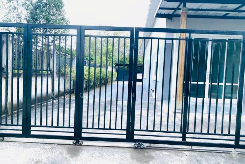 ขาย - ขายบ้านเดี่ยวพร้อมเฟอร์นิเจอร์ครบครัน | ทำเลดีเยี่ยมในเมืองสตูล, สตูล