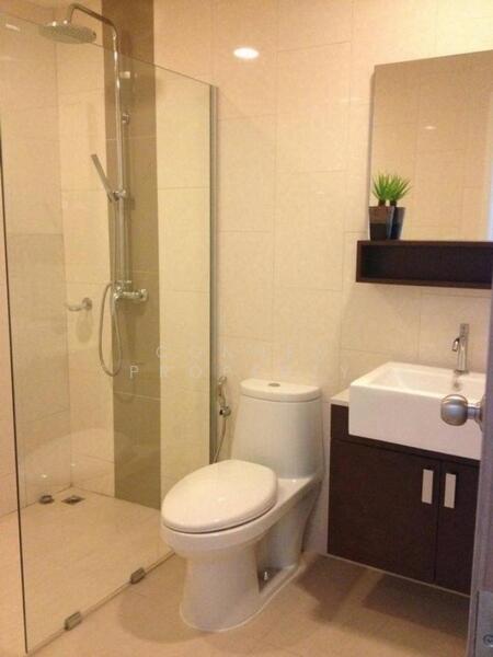 ให้เช่า - Renova Residence Chidlom : เรโนวา เรสซิเด้นซ์ ชิดลม, กรุงเทพ