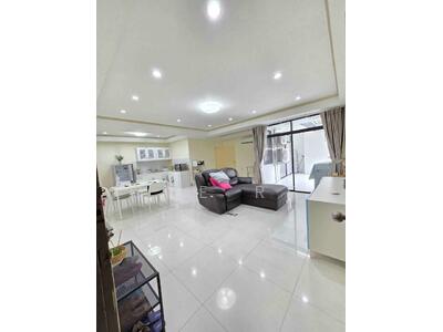ขาย - Saint Charm Condominium : เซนต์ชาร์ม คอนโดมิเนียม, กรุงเทพ