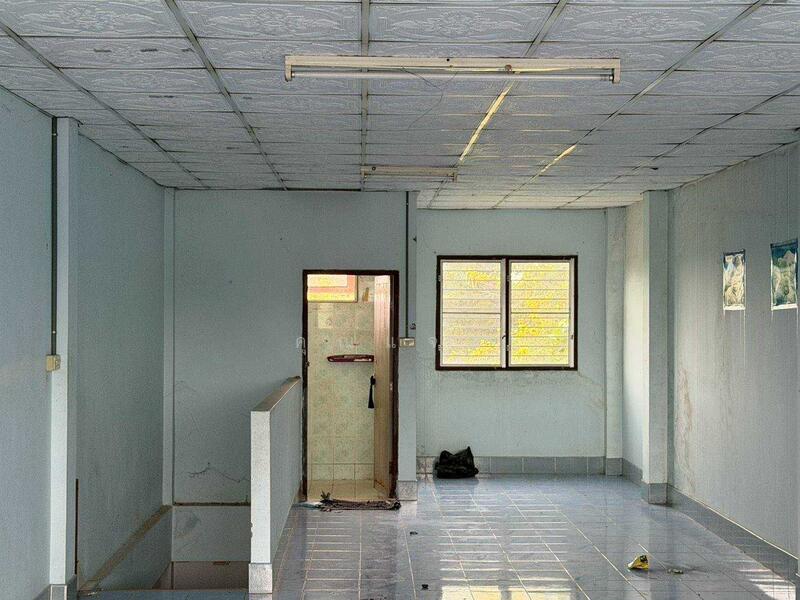 อาคารพาณิชย์สุรินทร์, Surin, Chumphon Buri, Chumphon Buri, Surin, , 416 sqm, Shophouse For Sale, by คุณแจม, 500121176 - DDproperty.com