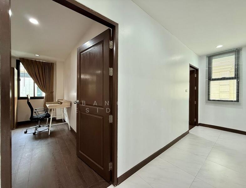 Vanida Apartment Ekkamai : วนิดาอพาร์ทเมนท์, กรุงเทพ, คลองตันเหนือ, วัฒนา, กรุงเทพ, 250 ตร.ม., อพาร์ทเมนท์ ให้เช่า, โดย Bangkok Residential, 500121205 - DDproperty.com