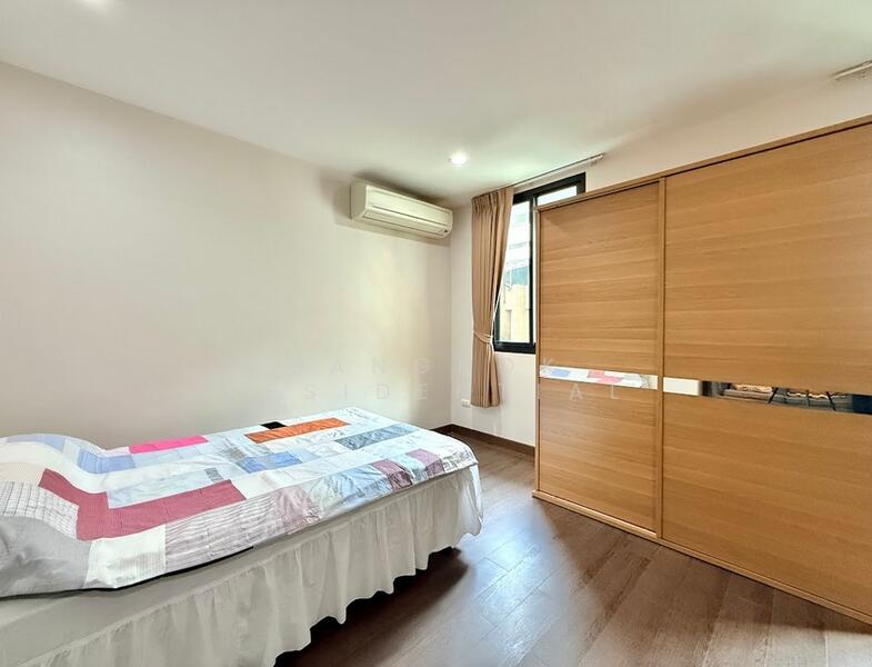 Vanida Apartment Ekkamai, Bangkok, Khlong Tan Nua, Watthana, Bangkok, 3 Bedrooms, 250 sqm, Apartment For Rent, by Bangkok Residential, 500121205 - DDproperty.com