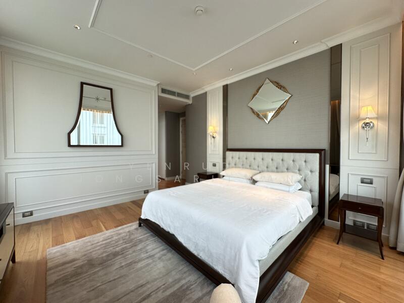 ขาย - Sindhorn Residence : สินธร เรสซิเดนซ์ หลังสวน, กรุงเทพ