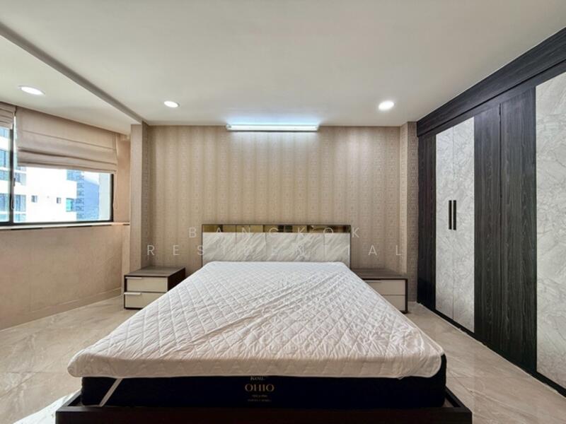 President Park Sukhumvit 24, Bangkok, 99 Sukhumvit 24 Alley, Khlongtoei Nua, Watthana, Bangkok, 3 Bedrooms, 223 sqm, Condo For Rent, by Bangkok Residential, 500121251 - DDproperty.com