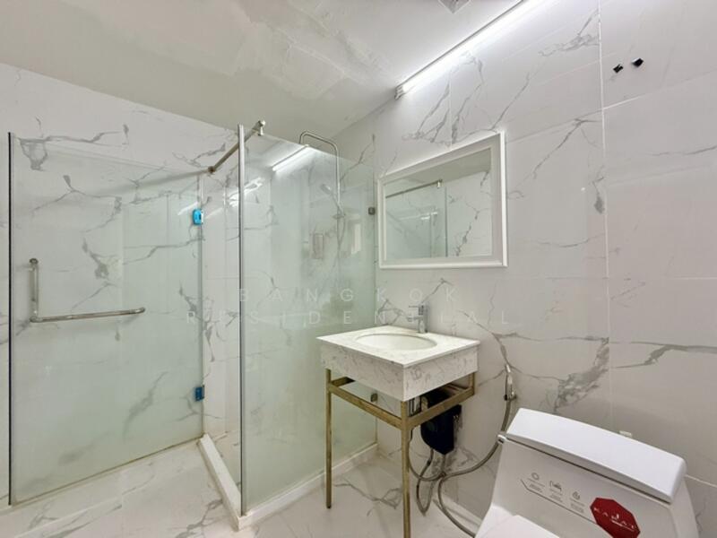 President Park Sukhumvit 24, Bangkok, 99 Sukhumvit 24 Alley, Khlongtoei Nua, Watthana, Bangkok, 3 Bedrooms, 223 sqm, Condo For Rent, by Bangkok Residential, 500121251 - DDproperty.com