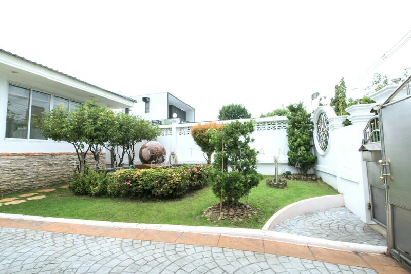 Single-detached house in Rama 9, Bangkok, Hua Mak, Bang Kapi, Bangkok, 5 Bedrooms, 976 sqm, Single Detached House For Sale, by Knight Frank Chartered (Thailand) Co.,Ltd, 500121394 - DDproperty.com