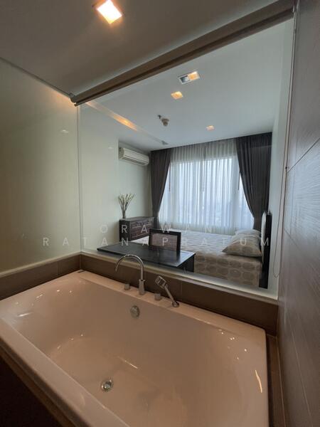 Siri At Sukhumvit, Bangkok, 902 Sukhumvit Road, Phra Kanong, Khlong Toei, Bangkok, 2 Bedrooms, 69 sqm, Condo For Sale, by Orawan Ratanapratum, 500121454 - DDproperty.com