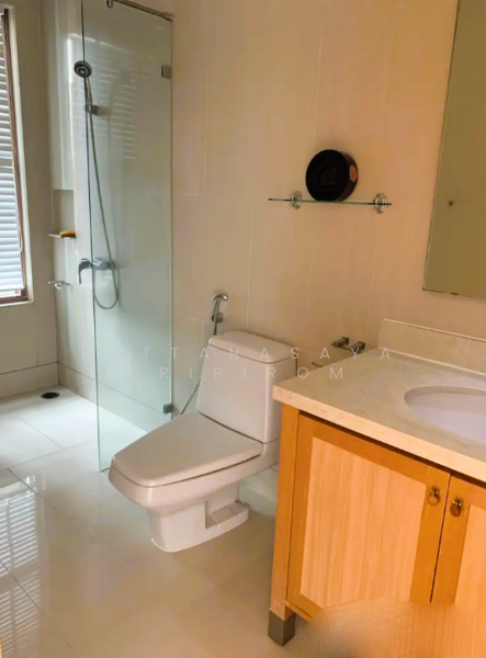 The Emporio Place : ดิ เอ็มโพริโอ เพลส, กรุงเทพ, 93 ซอยสุขุมวิท 24 ถนนสุุขุมวิท, คลองตัน, คลองเตย, กรุงเทพ, 161 ตร.ม., คอนโด ให้เช่า, โดย Pattarasaya Sripirom, 500121661 - DDproperty.com