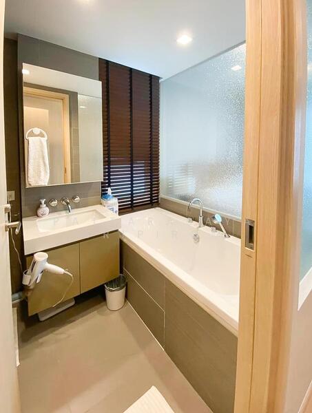 Siri At Sukhumvit, Bangkok, 902 Sukhumvit Road, Phra Kanong, Khlong Toei, Bangkok, 2 Bedrooms, 74 sqm, Condo For Rent, by Pattarasaya Sripirom, 500121666 - DDproperty.com