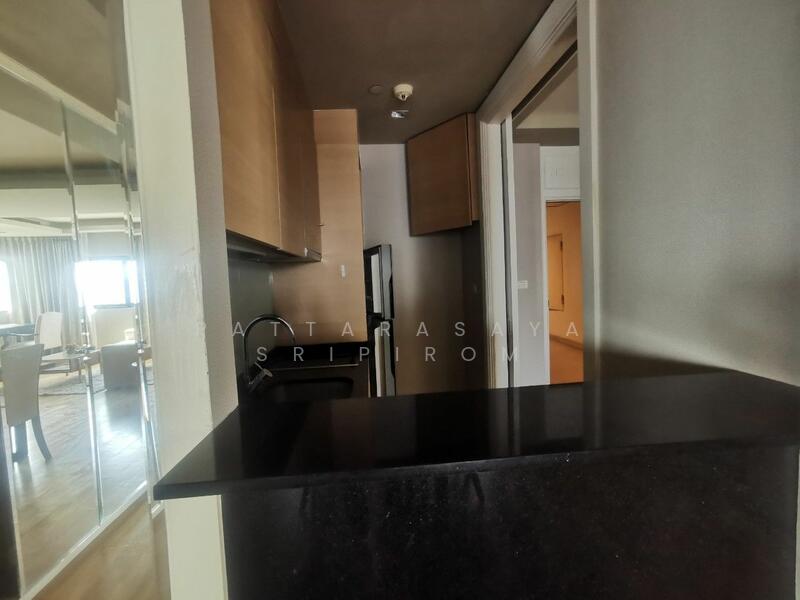 Sathorn Gardens, Bangkok, 39 South Sathorn Road, Thung Maha Mek, Sathon, Bangkok, 1 Bedroom, 64 sqm, Condo For Rent, by Pattarasaya Sripirom, 500121964 - DDproperty.com