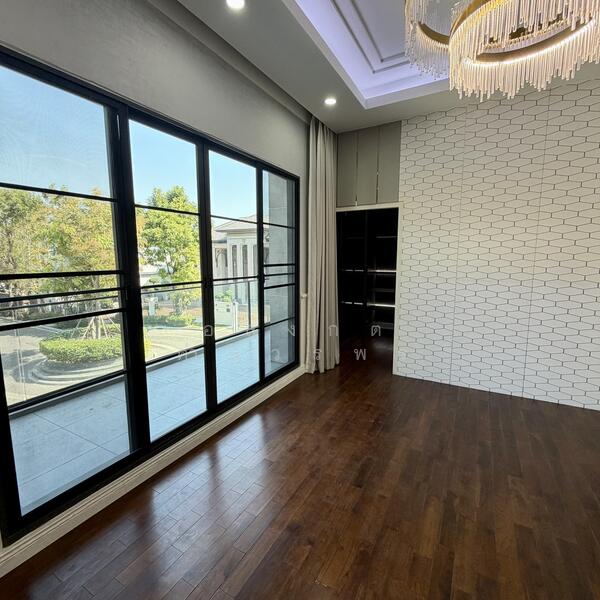 Grand Bangkok Boulevard Srinakarin, Bangkok, Srinagarindra Rd, Nong Bon, Prawet, Bangkok, 5 Bedrooms, 534 sqm, Single Detached House For Sale, by อลงกต คำนวรพร, 500122754 - DDproperty.com