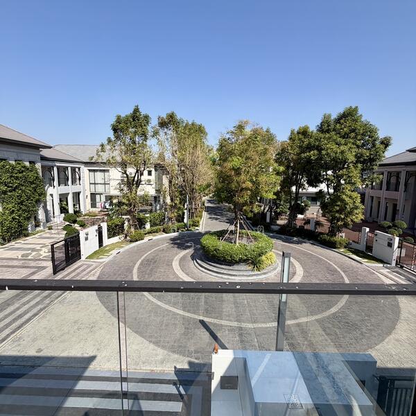 Grand Bangkok Boulevard Srinakarin, Bangkok, Srinagarindra Rd, Nong Bon, Prawet, Bangkok, 5 Bedrooms, 534 sqm, Single Detached House For Sale, by อลงกต คำนวรพร, 500122754 - DDproperty.com