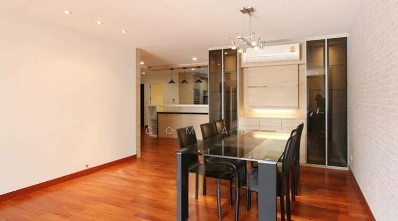 For Rent - Urbana Sukhumvit 15, Bangkok